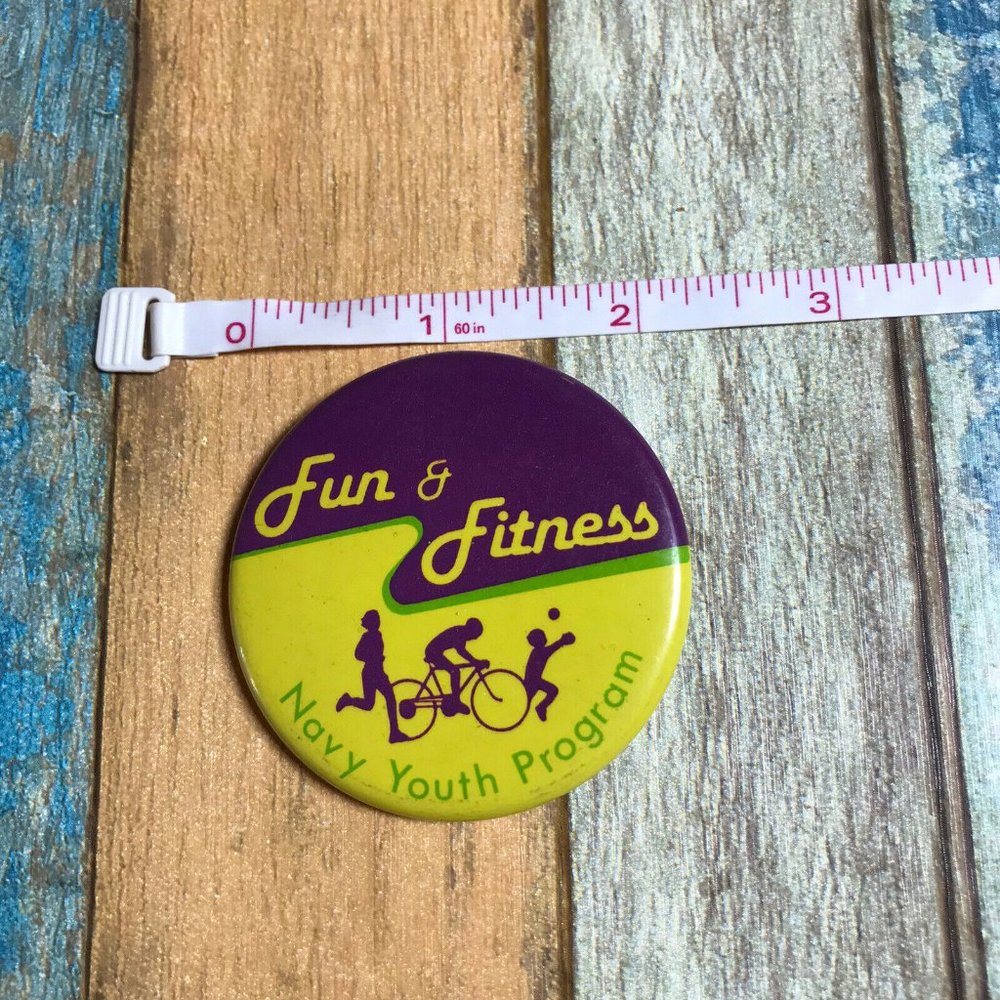 Navy Youth Program Fun & Fitness Pinback Pin Butto